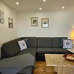 Appartement Pfotenglueck Nahe Ostsee Mit Atemberaubender Dachterrasse & Gartenblick *