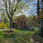 Appartement Pfotenglueck Nahe Ostsee Mit Atemberaubender Dachterrasse & Gartenblick