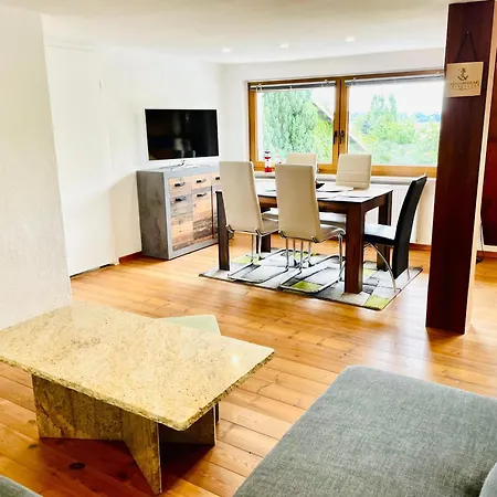Pfotenglueck Nahe Ostsee Mit Atemberaubender Dachterrasse & Gartenblick Apartment *