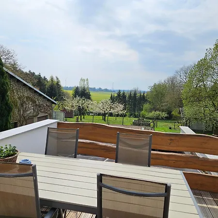 Pfotenglueck Nahe Ostsee Mit Atemberaubender Dachterrasse & Gartenblick