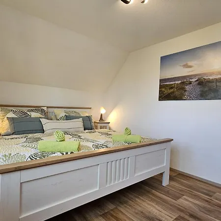 Appartement Pfotenglueck Nahe Ostsee Mit Atemberaubender Dachterrasse & Gartenblick